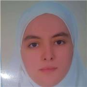 Étudiante en Master 1, d’origine arabe, ma langue maternelle est l’arabe que je maîtrise parfaitement à l’oral comme à l’écrit.